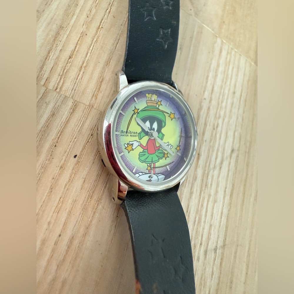 Vintage 90s Armitron Marvin the Martian watch NEW BATTERY - Picture 2 of 11